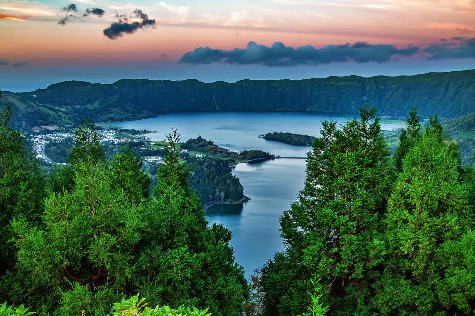 David Rodrigues | The famous view from Vista do Rei viewpoint