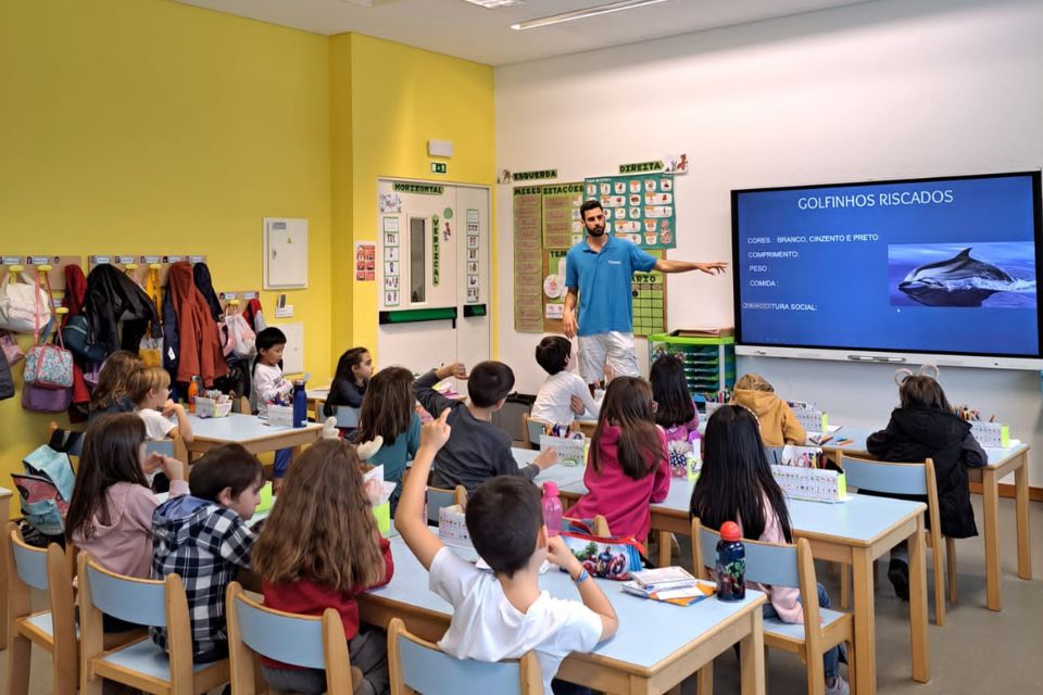 Futurismo inspires young minds with biodiversity and recycling presentation