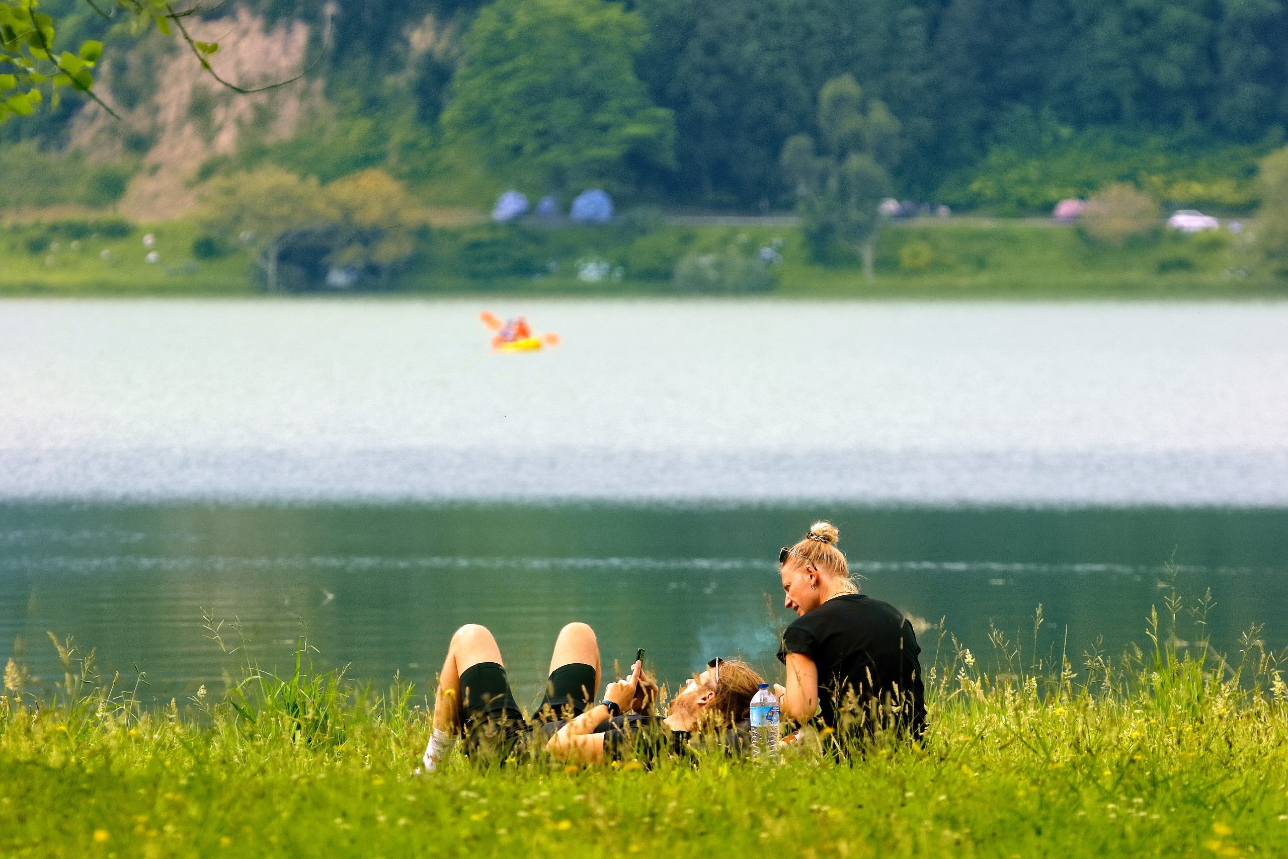 David Rodrigues | Enjoy unforgettable moments at Lagoa das Furnas while practicing water sports