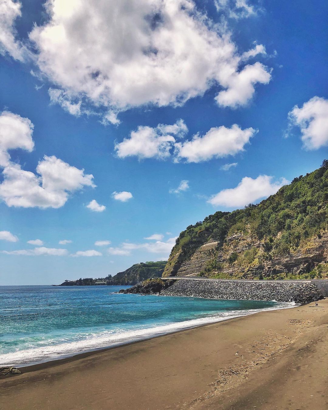 Água d’Alto: A Quiet Azorean Village by the Ocean